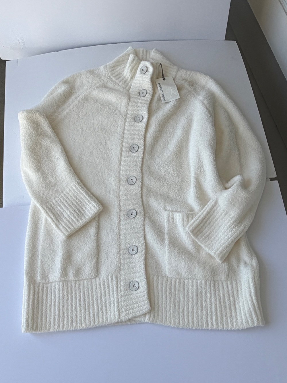 Barefoot Dreams CozyChic Luxe Funnel Neck Button Cardigan in Pearl, L NWT.